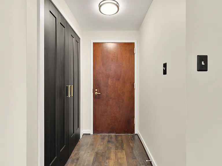 2114 N St NW #15 — Photo 3