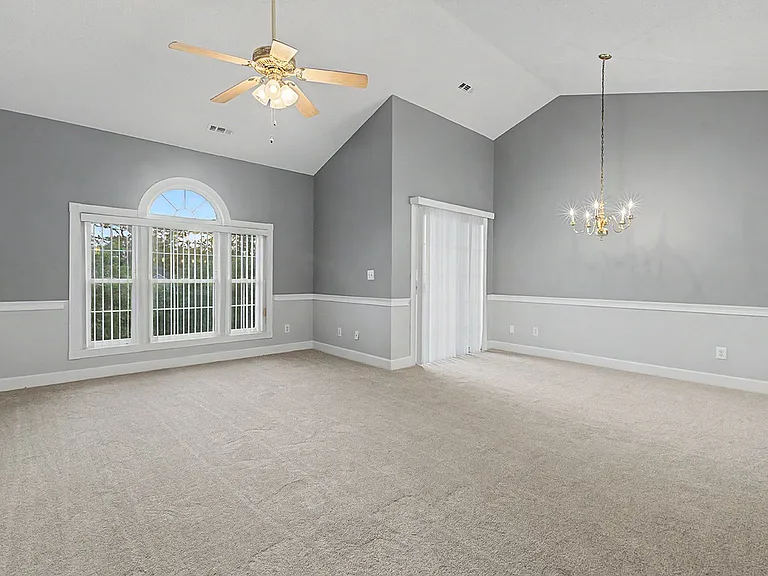 670 Riverwalk Dr #302 — Photo 10