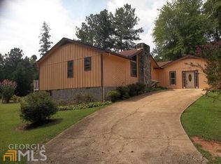 8330 W Carroll Rd, Whitesburg, GA 30185