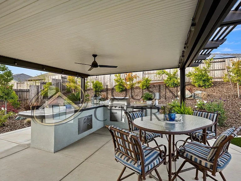 3061 Calypso Cir — Photo 4