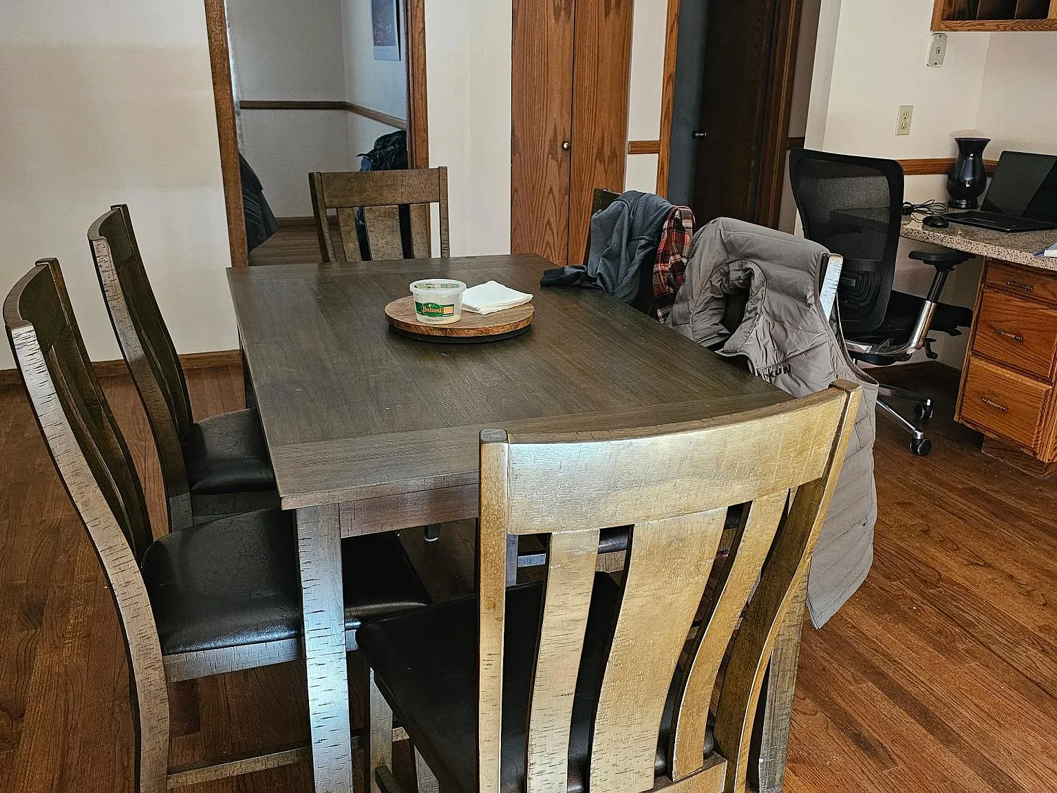 368 Hillside Dr — Photo 1