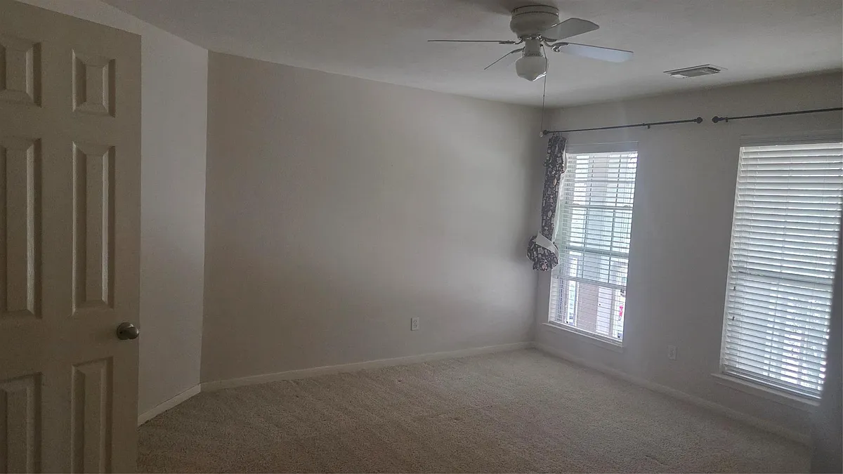 Building Photo - 2103 Trinity Manor Ln
