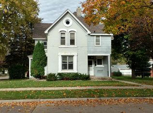 1104 N 5th St APT 1, Mankato, MN 56001