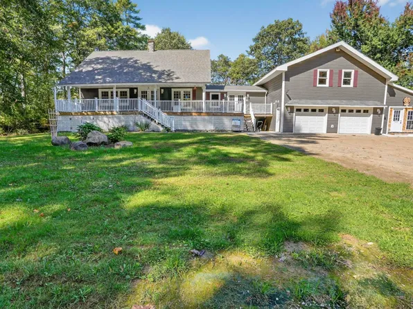 19 Gabradak Lane, Chelsea, ME 04330