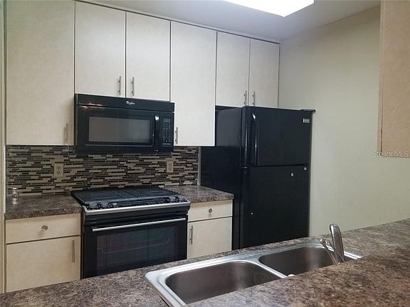4th image of 2040 San Marcos Dr SE APT 105