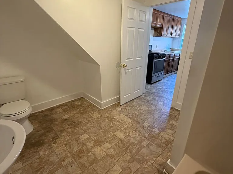 236 W Mifflin St — Photo 19
