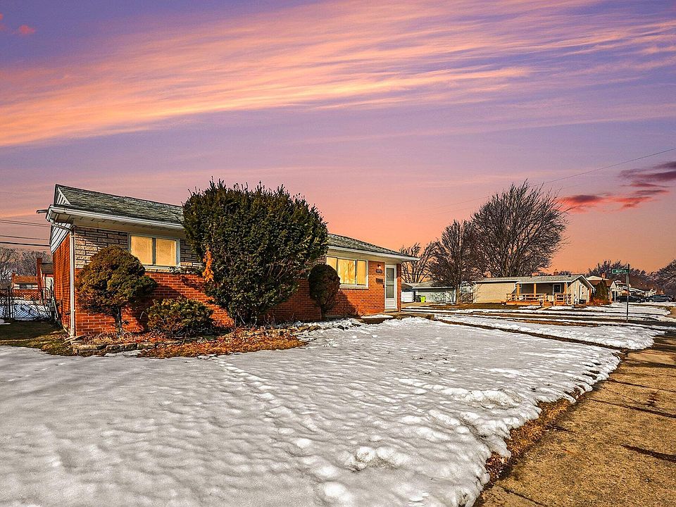 1st image of 34353 Chope Pl