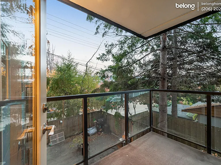 120 NW 39th St #202 — Photo 16