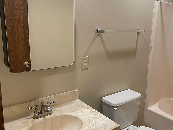 3rd image of 507 S Highway 47 APT 23