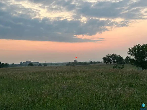 702 Grand Blvd, Gary, SD 57237