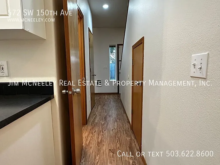 572 SW 150th Ave — Photo 14