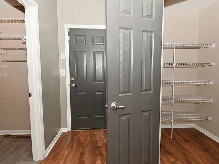 8405 Swift Ct — Photo 25