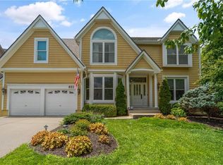 8217 W 146th Ter, Overland Park, KS 66223