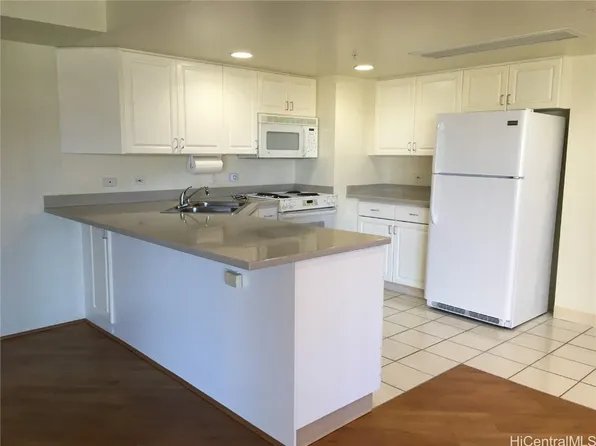 1314 Kalakaua Ave APT 510, Honolulu, HI 96826