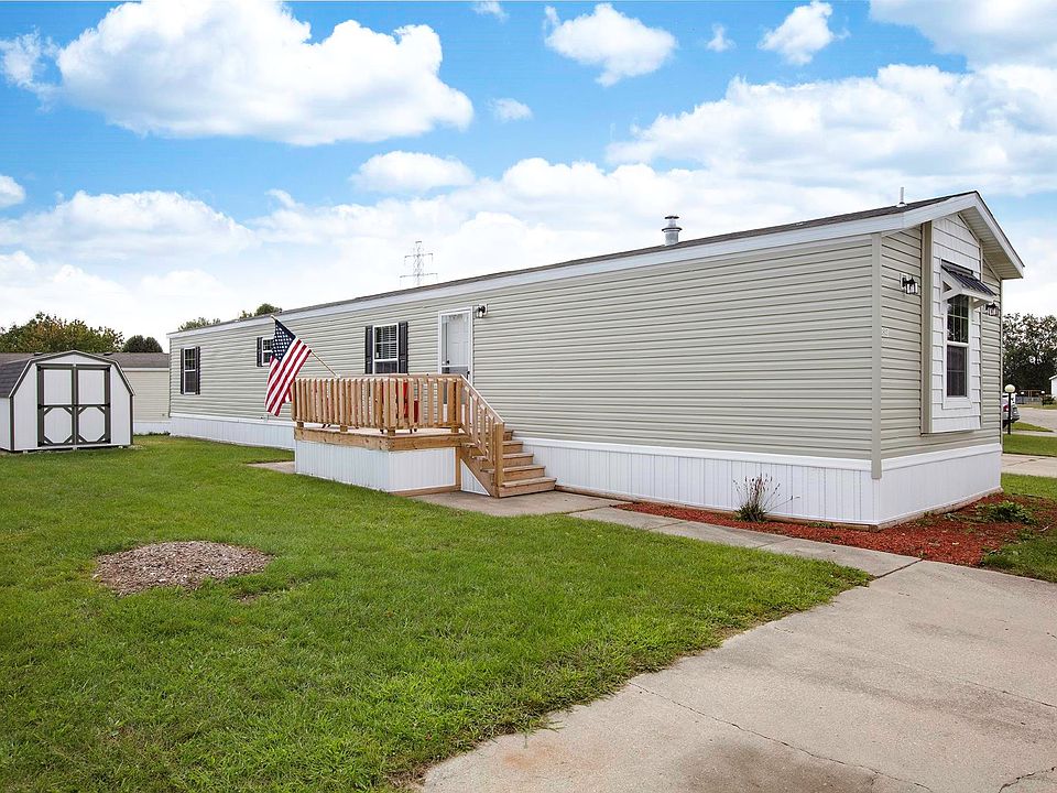 Exterior Image-4-Adventure 106 Parke Place