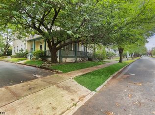 380 Seminary Ave, Rahway, NJ 07065