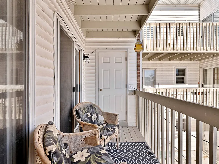 1351 Cunat Ct #2D — Photo 11