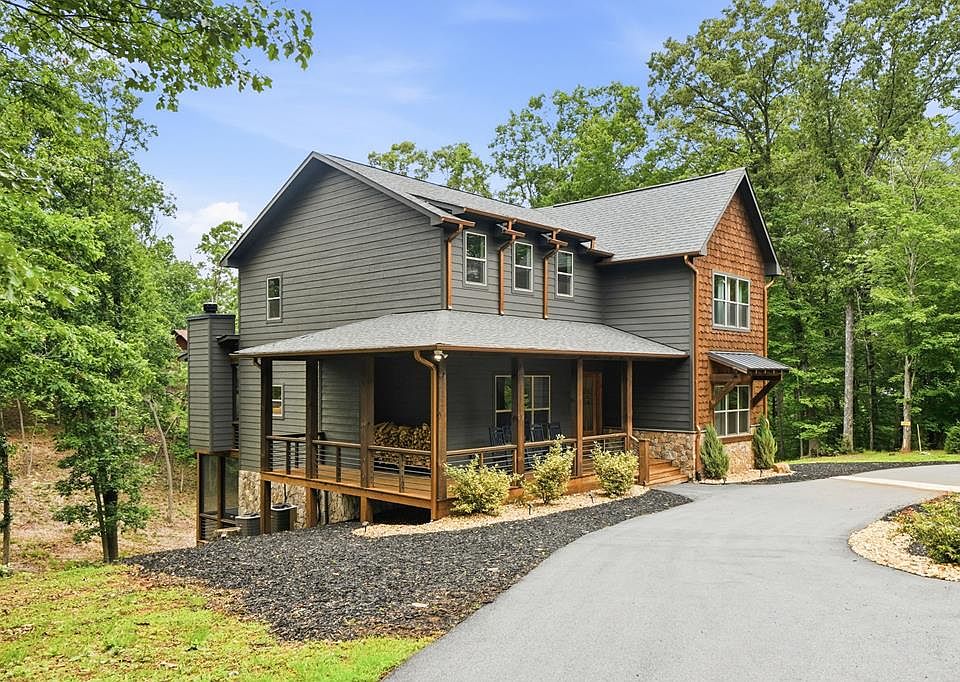1st image of 200 Arbor Way