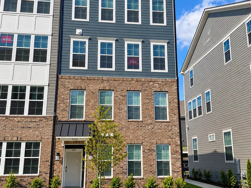 426 Gaston Park Ln #200