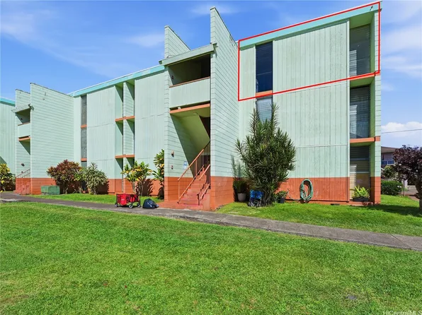 1046 Ehoeho Ave APT 332, Wahiawa, HI 96786