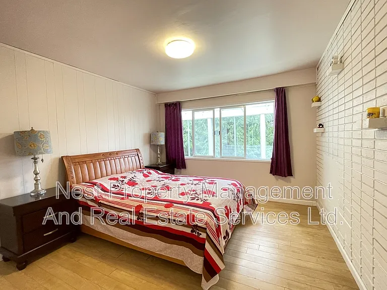 1137 Crestline Rd — Photo 11