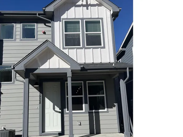 1928 Rosen Dr, Fort Collins, CO 80528