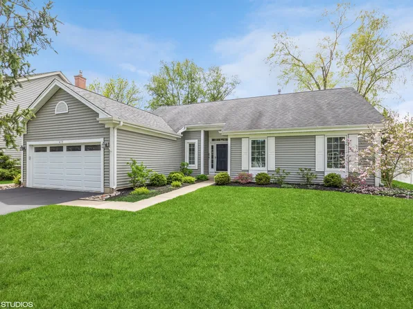 415 Galway Dr, Cary, IL 60013