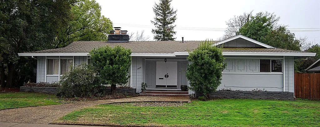5448 Bentley Way photo 1