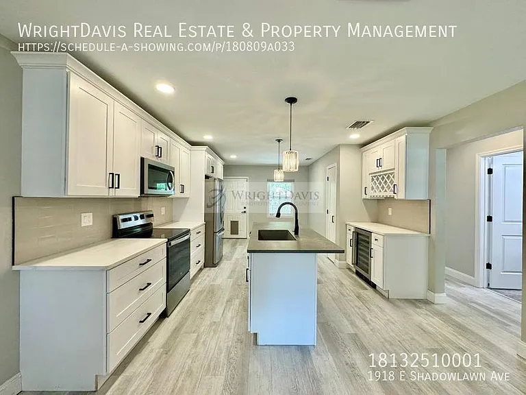 1918 E Shadowlawn Ave — Photo 5