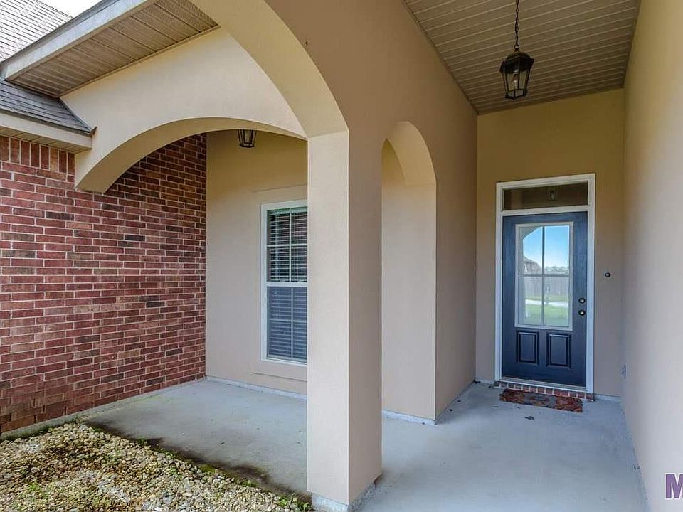 2nd image of 41369 Sapphire Ave