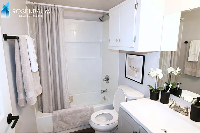 1750 E 6th Ave #1750 — Photo 5