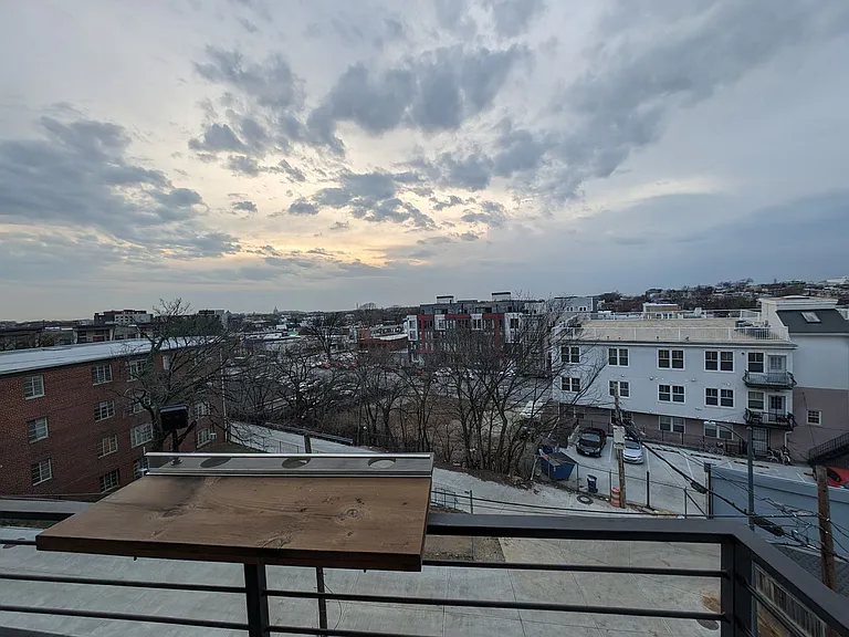 1016 17th Pl NE #304 — Photo 34
