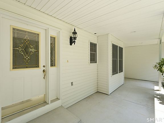 3rd image of 46 Spring Rock Road
