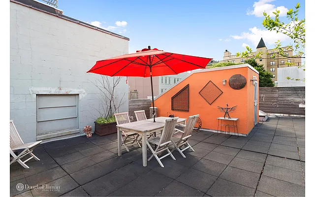 Sold by Douglas Elliman | media 12