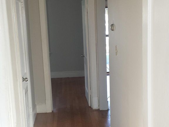 4th image of 1603 National St