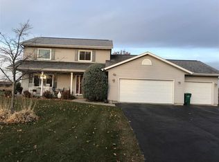 N8944 Lakeshore Dr, Van Dyne, WI 54979