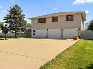 17539 W Spangler Rd, Elwood, IL 60421
