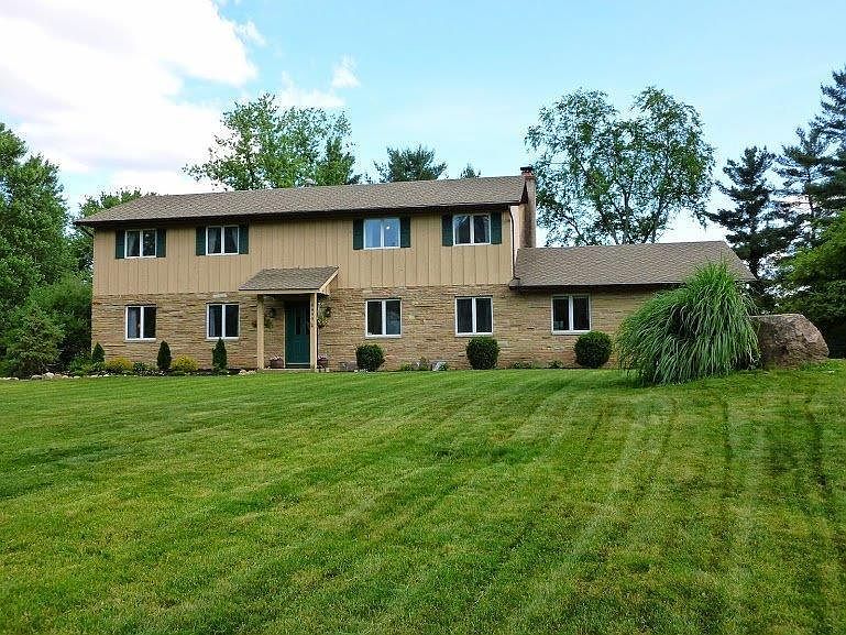 1st image of 8899 Stonehenge Cir
