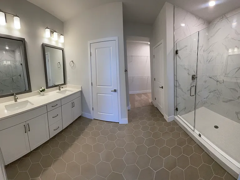 1704 Gem Ln — Photo 33