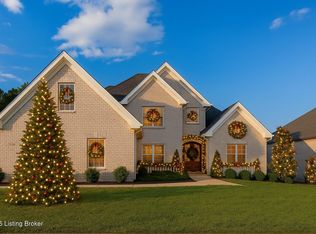 17400 Shakes Creek Dr, Fisherville, KY 40023