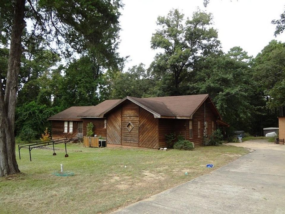 1st image of 4264 University Pkwy