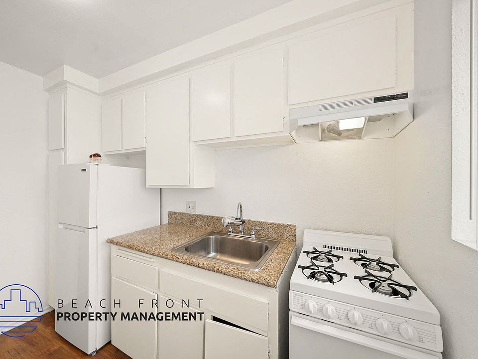 1st image of 14111 Cordary Ave APT 201