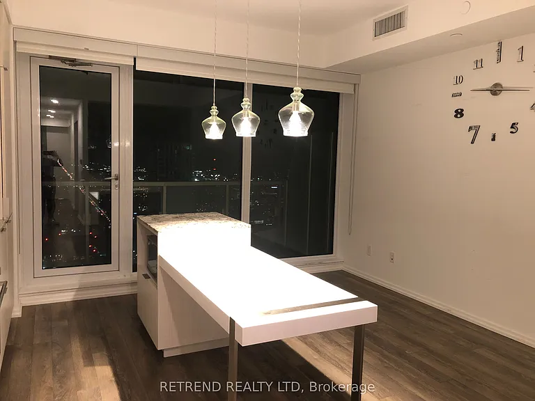 197 Yonge St #4704 — Photo 6
