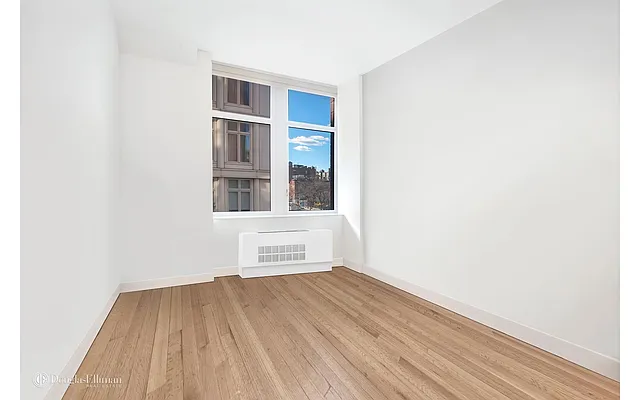 Sold by Douglas Elliman | media 22