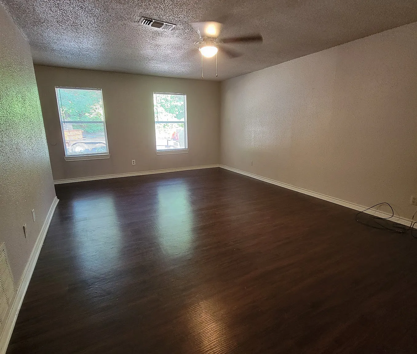 Tyler Duplexes - 1A — Photo 4