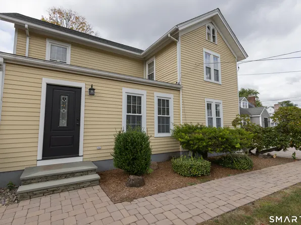 387 Buckland St, Plantsville, CT 06479