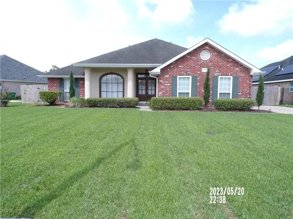 104 Portrush Dr, La Place, LA 70068