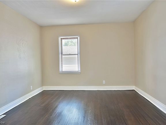 5th image of 1568 Vernon Ave NW