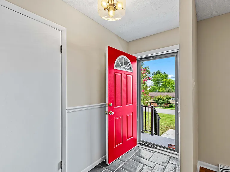 12105 W Kings Gate Rd — Photo 4