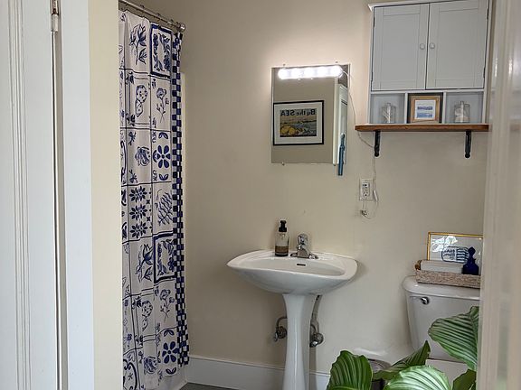 4th image of 57 N Union St #A